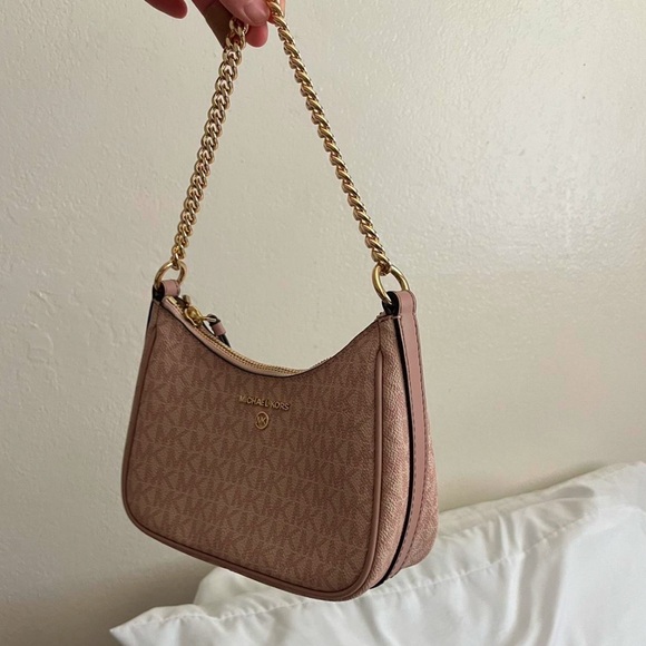 Michael Kors Pink & Gold Jet Set Charm Shoulder Bag - Picture 3 of 10